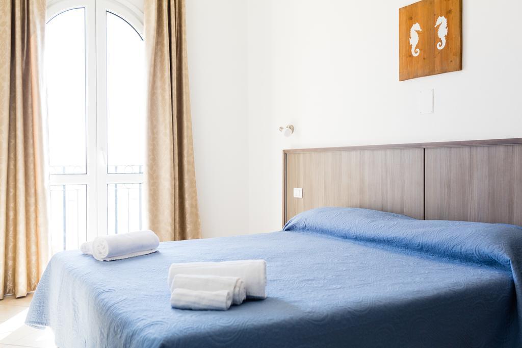 Muma Hostel SantʼAntìoco 외부 사진