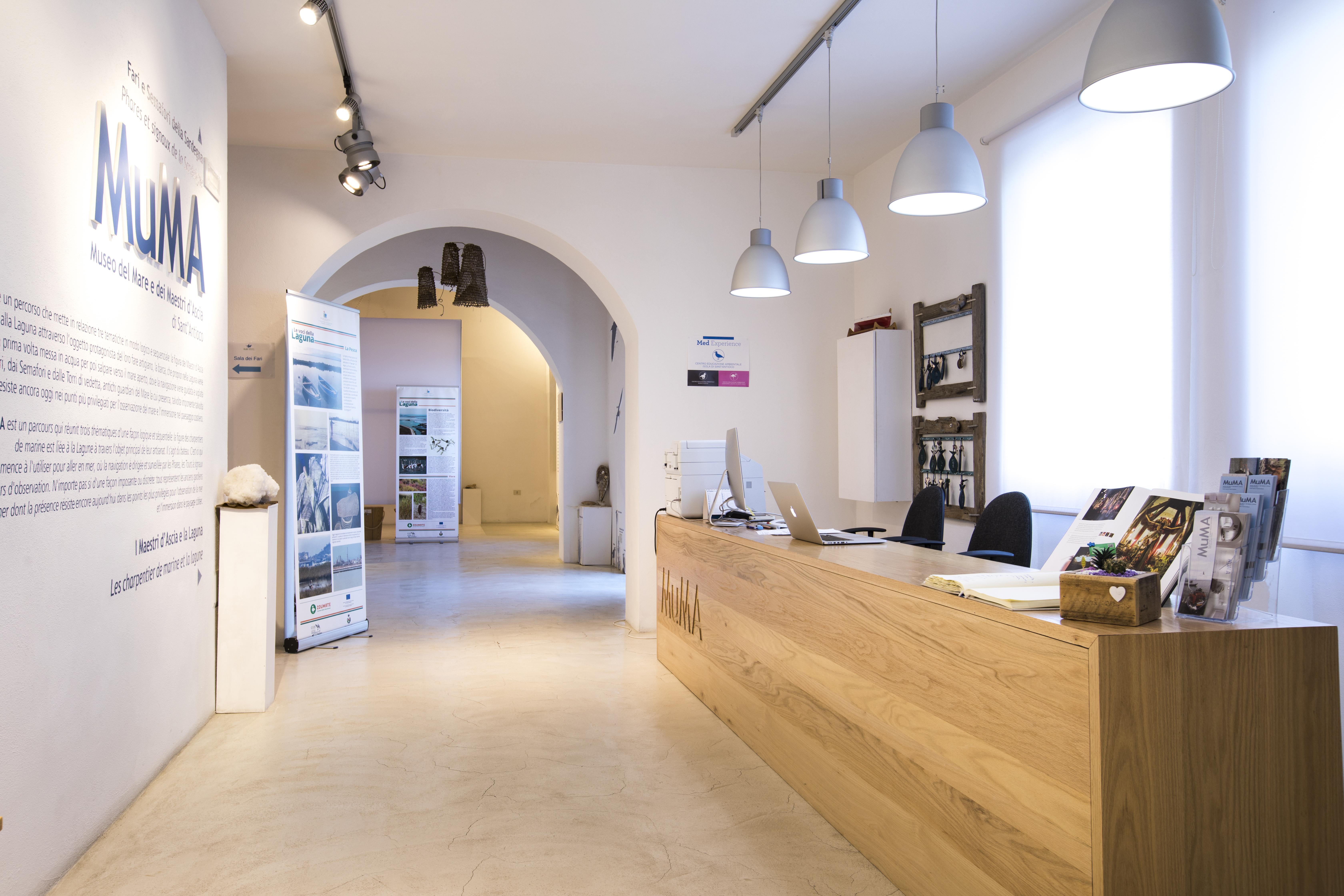 Muma Hostel SantʼAntìoco 외부 사진