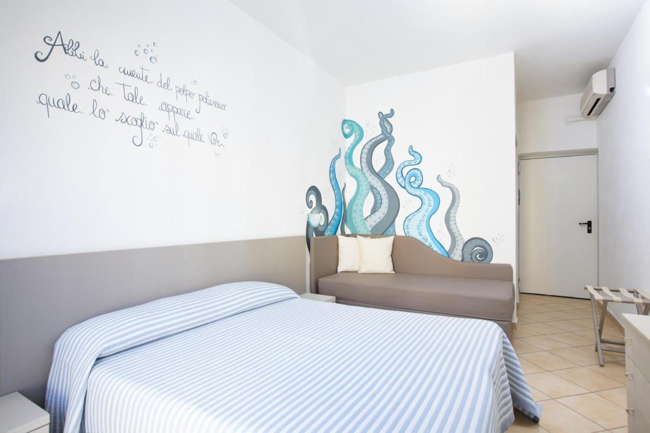 Muma Hostel SantʼAntìoco 외부 사진
