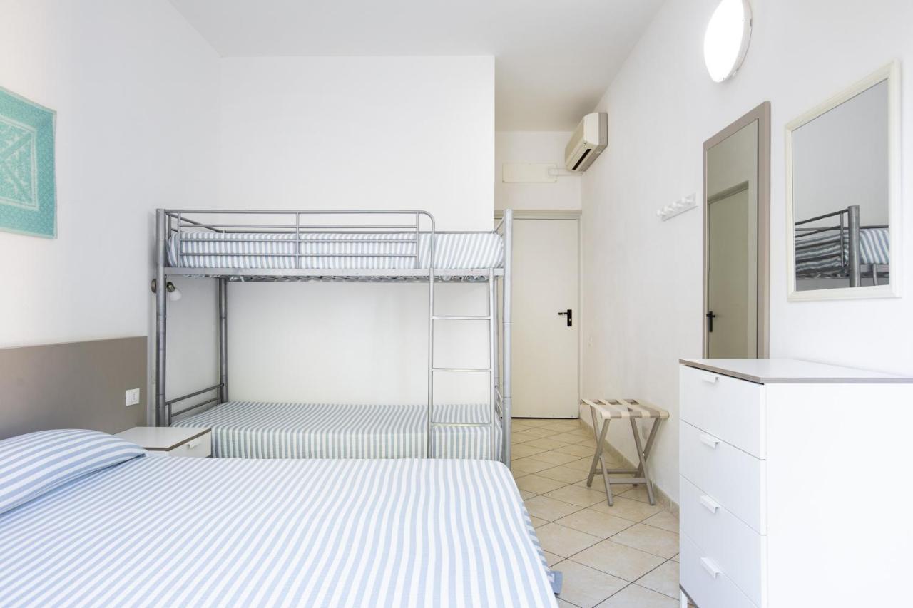 Muma Hostel SantʼAntìoco 외부 사진
