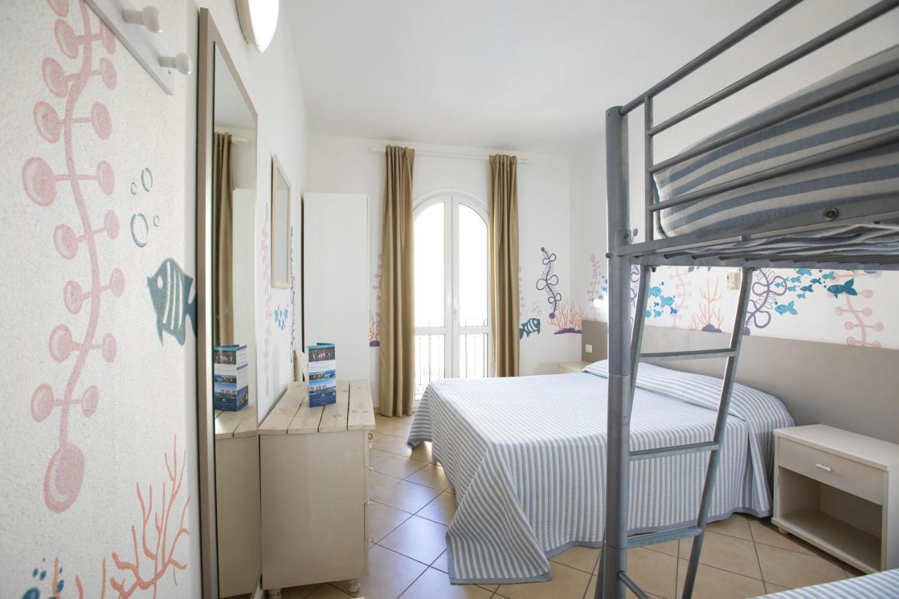 Muma Hostel SantʼAntìoco 외부 사진
