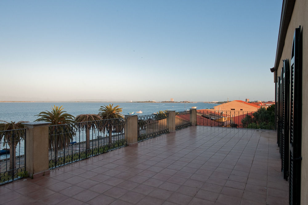 Muma Hostel SantʼAntìoco 외부 사진