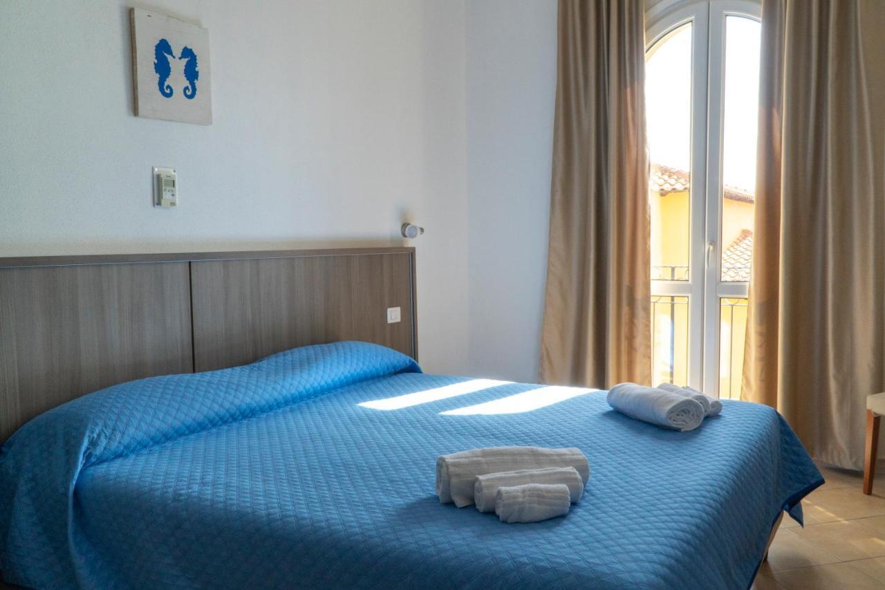 Muma Hostel SantʼAntìoco 외부 사진