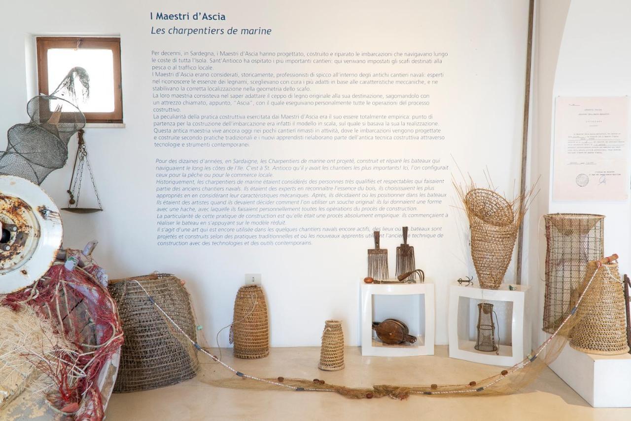 Muma Hostel SantʼAntìoco 외부 사진
